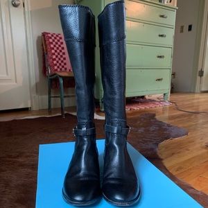 Antonio Melani black boots